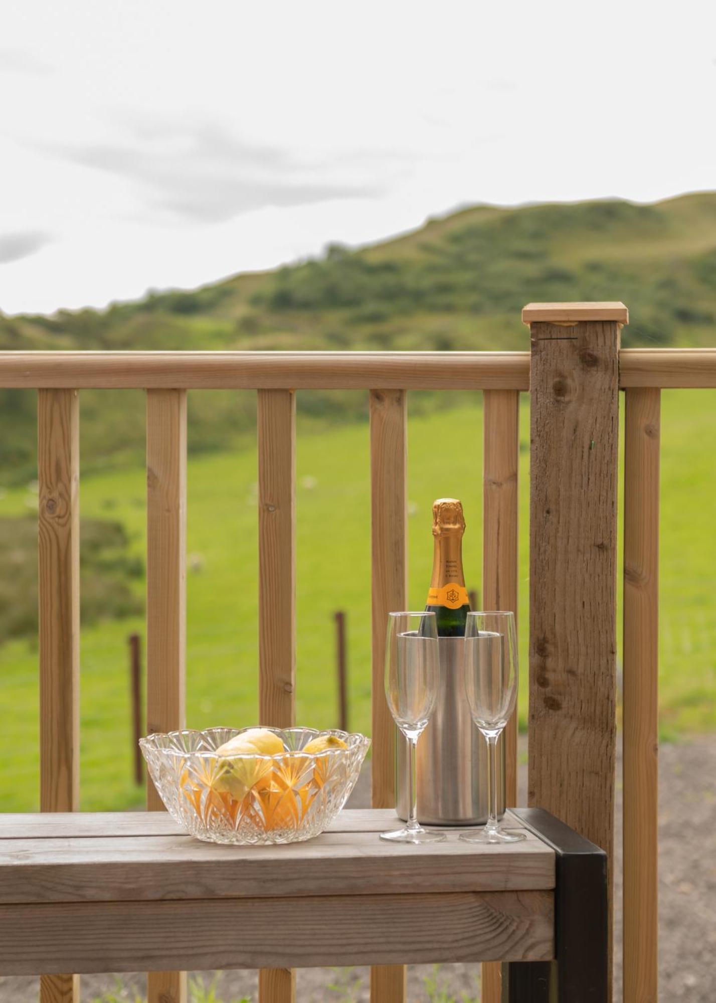 New Countryside Farm Pod On Isle Of Seil Apartment Balvicar